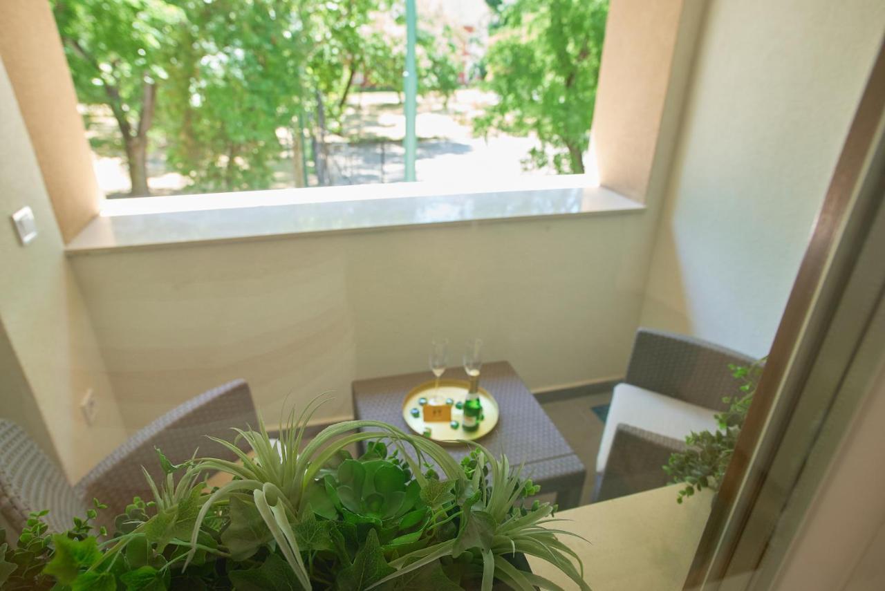Sunlight Bronze - Szeged Apartment ภายนอก รูปภาพ